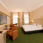 Hotel Duenenschloss Mit Private Zinnowitz