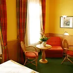 Duenenschloss Mit Private 3* Zinnowitz