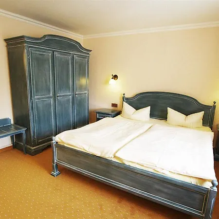 Duenenschloss Mit Private 3* Zinnowitz