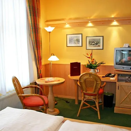Dünenschloss Mit Private Hotel Zinnowitz