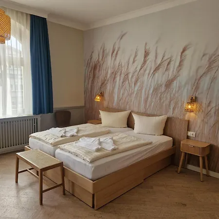 Duenenschloss Mit Private 3* Zinnowitz