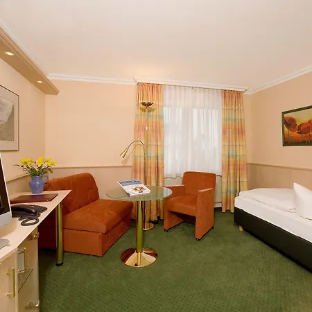 Otel Duenenschloss Mit Private