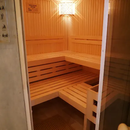 Otel Duenenschloss Mit Private