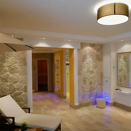 Otel Duenenschloss Mit Private Penzance