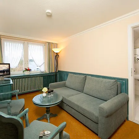 Dünenschloss Mit Private 3* Zinnowitz