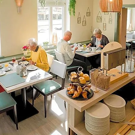 Dünenschloss Mit Private Hotel 3*