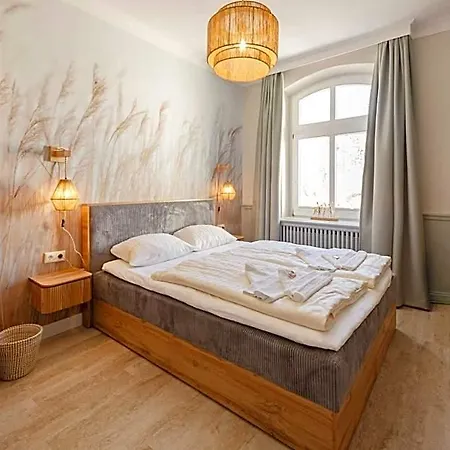 Duenenschloss Mit Private 3* Zinnowitz