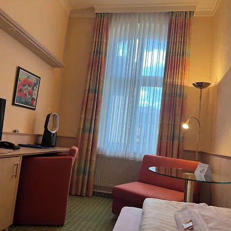 فندق Duenenschloss Mit Private