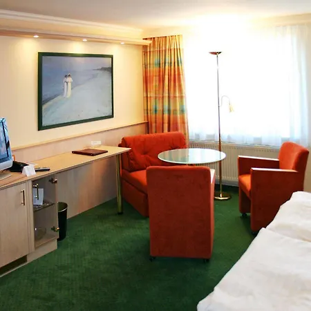 Duenenschloss Mit Private 3* Zinnowitz